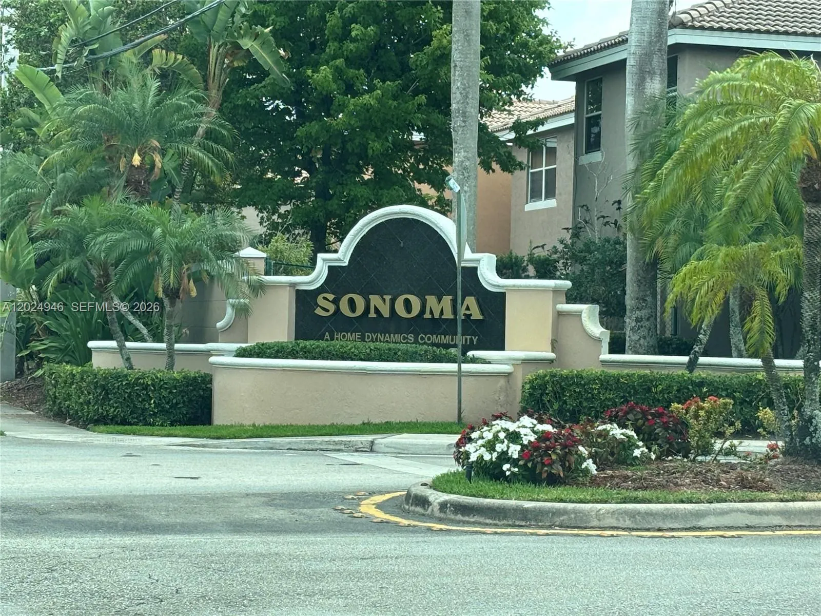 Foto de propiedad en 9283 NW 54th Street, Sunrise, FL 33351 Sunrise con MLS# 