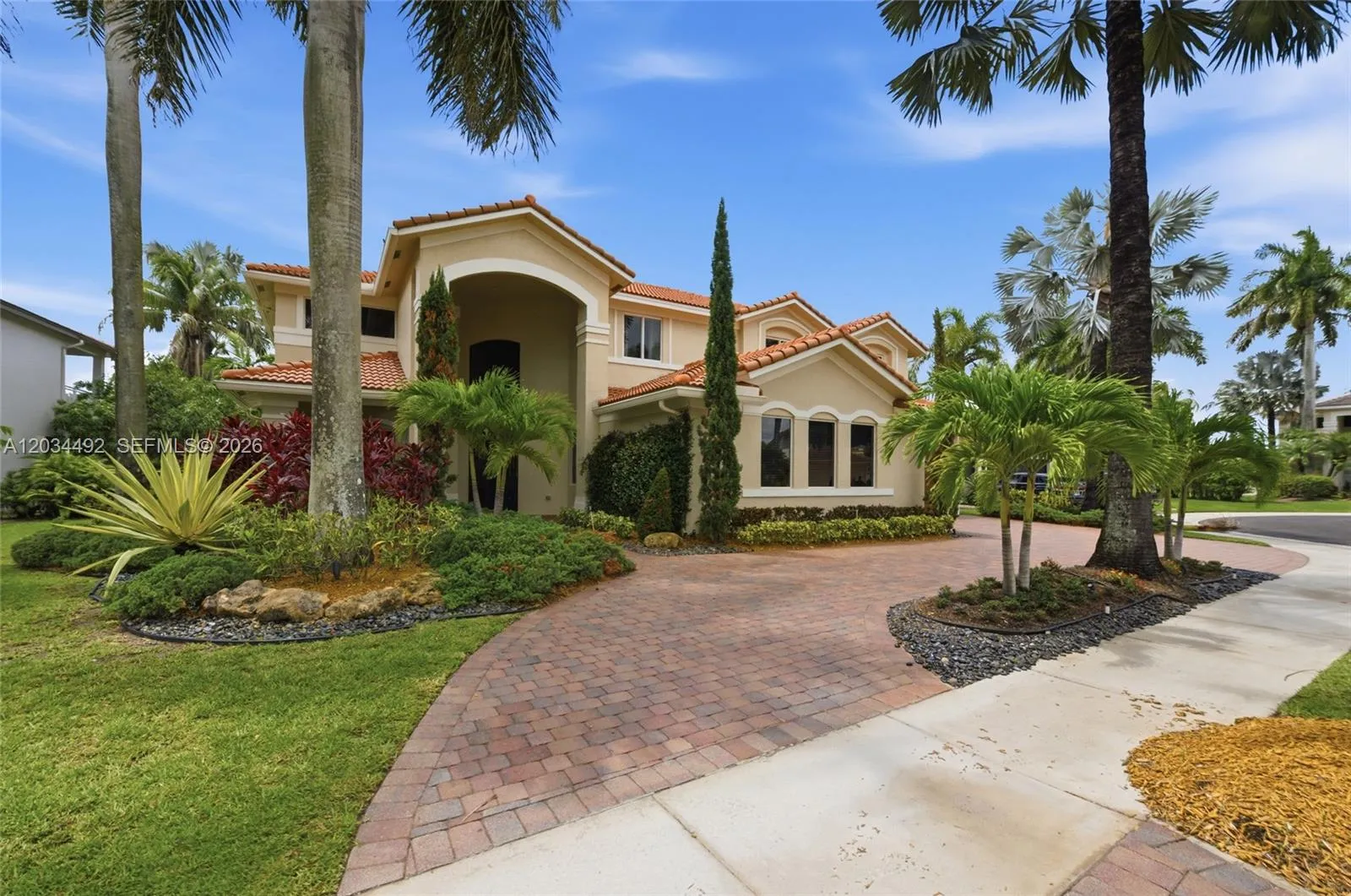 En Venta 929 Gulfstream Court, Weston, FL 33327, Weston, FL 33327