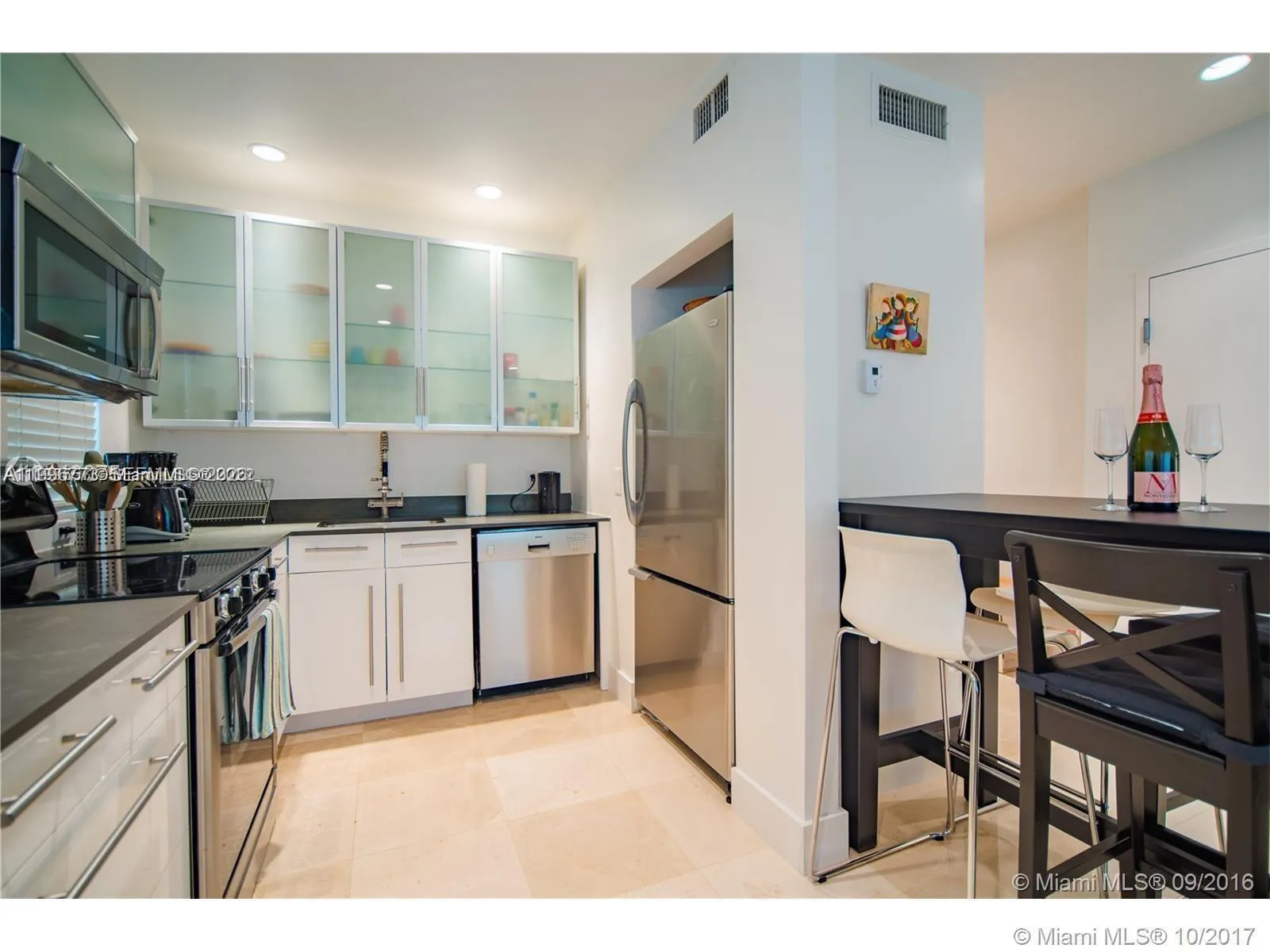 Foto de propiedad en 929 Michigan Avenue 1, Miami Beach, FL 33139 Miami Beach con MLS# 