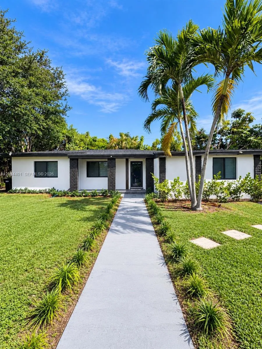 En Venta 930 NE 163rd Street, North Miami Beach, FL 33162, North Miami Beach, FL 33162