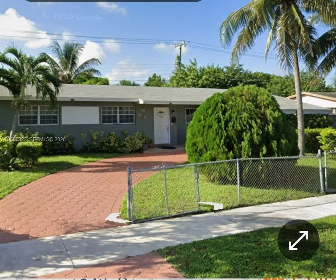 Foto de propiedad en 930 NW 180th Terrace, Miami Gardens, FL 33169 Miami Gardens con MLS# 
