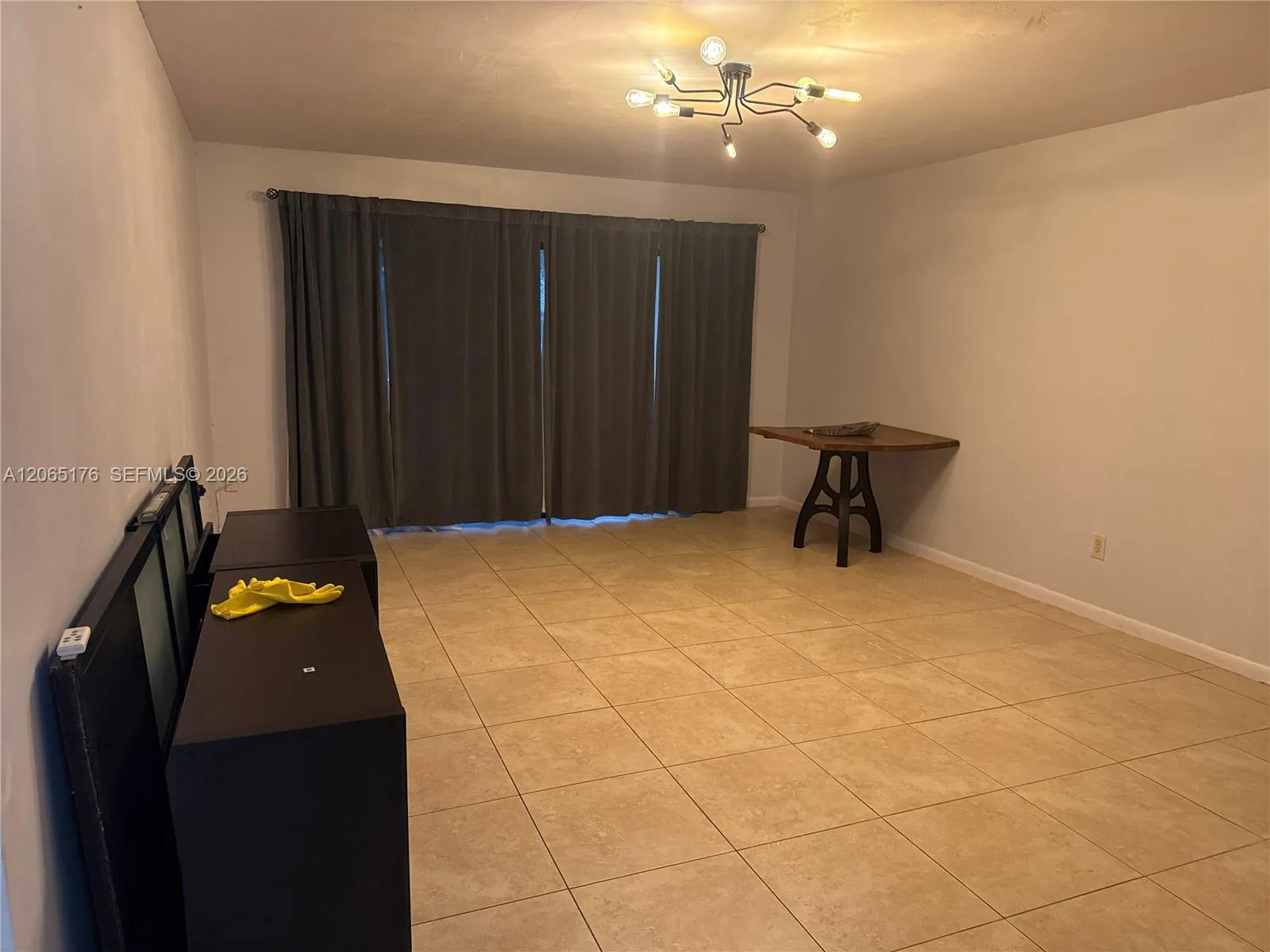 Foto de propiedad en 9301 SW 92nd Avenue A102, Miami, FL 33176 Miami con MLS#