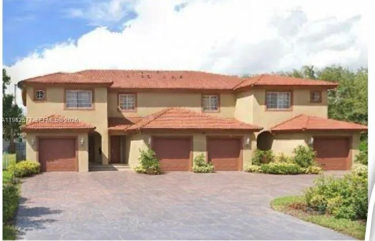 En Venta 9302 NW 4th Avenue, Miami, FL 33150, Miami, FL 33150