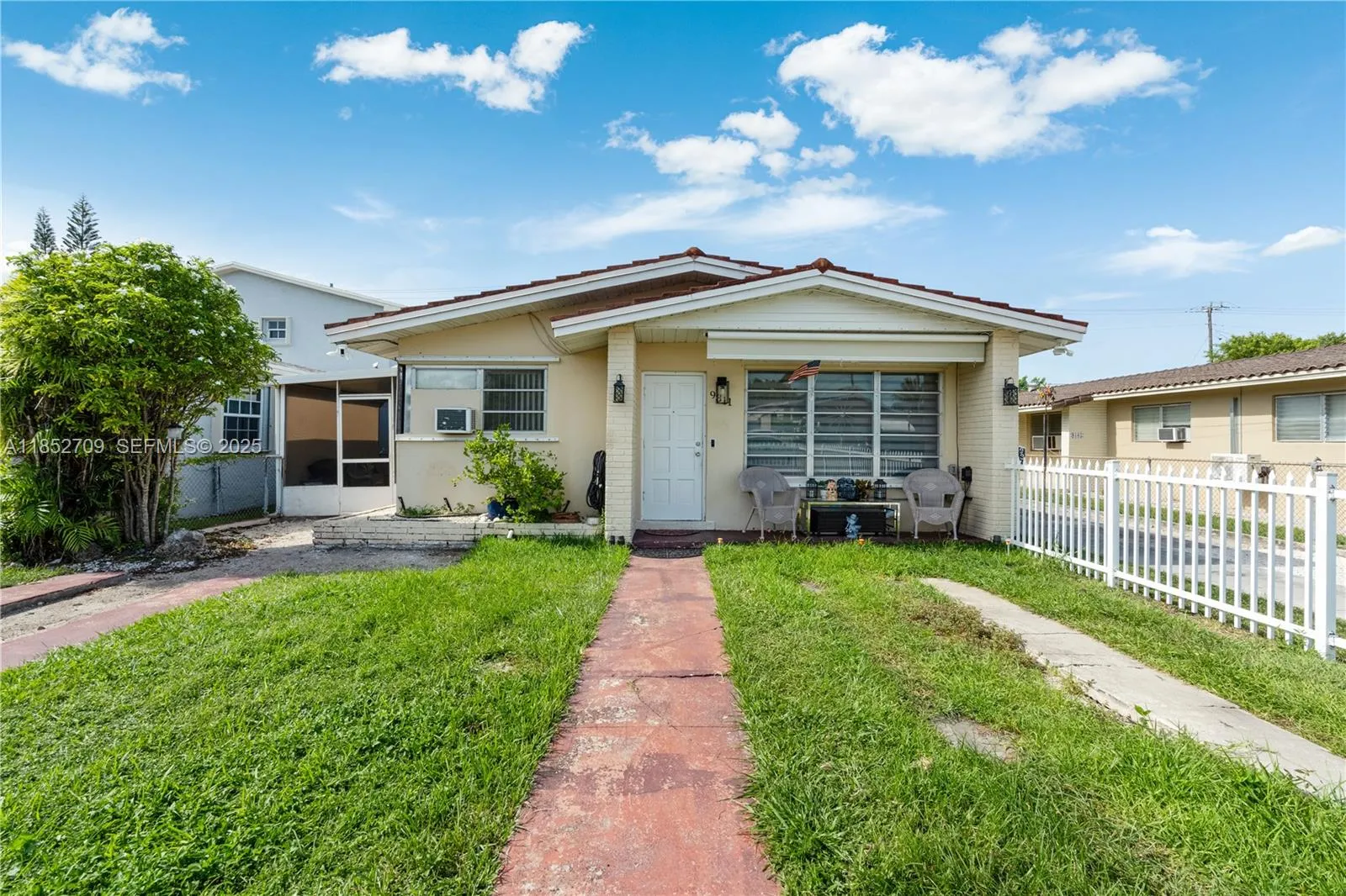 En Venta 9311 SW 37th Street, Miami, FL 33165, Miami, FL 33165