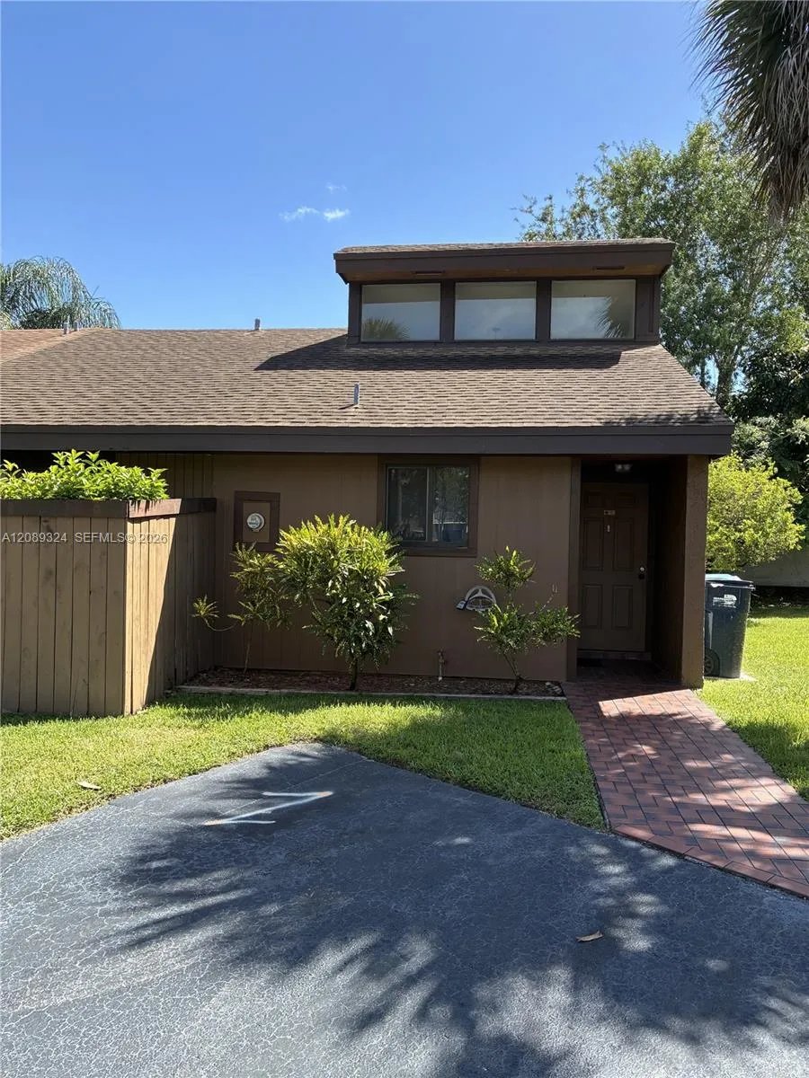 En Renta 9324 SW 132nd Street, Miami, FL 33176, Miami, FL 33176