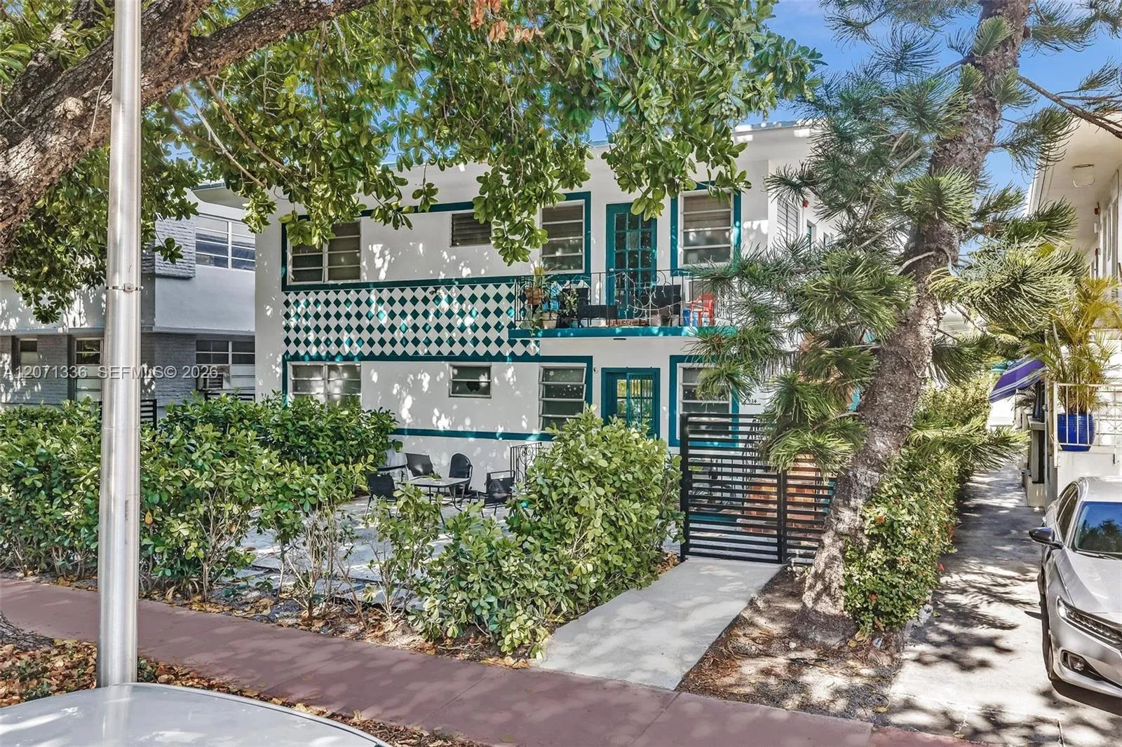 Foto de propiedad en 934 Meridian Avenue 15, Miami Beach, FL 33139 Miami Beach con MLS# 