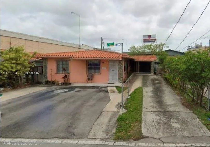 En Venta 935 NW 22nd Court, Miami, FL 33125, Miami, FL 33125