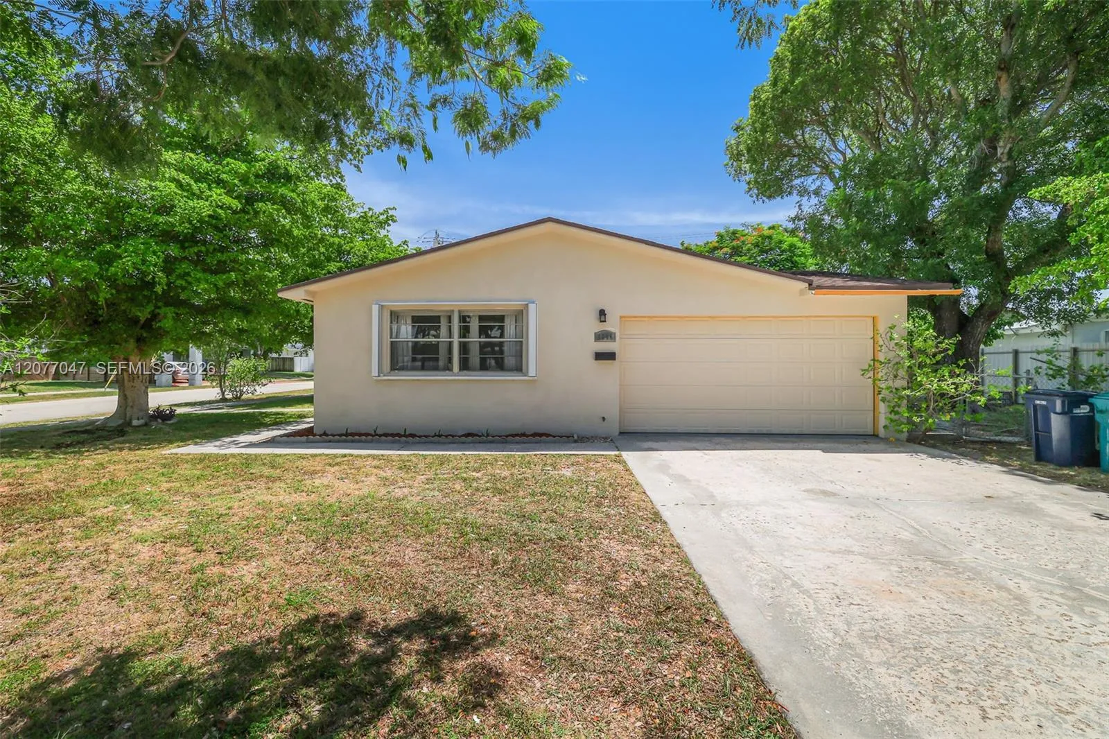 En Venta 9354 Caribbean Boulevard, Cutler Bay, FL 33189, Cutler Bay, FL 33189