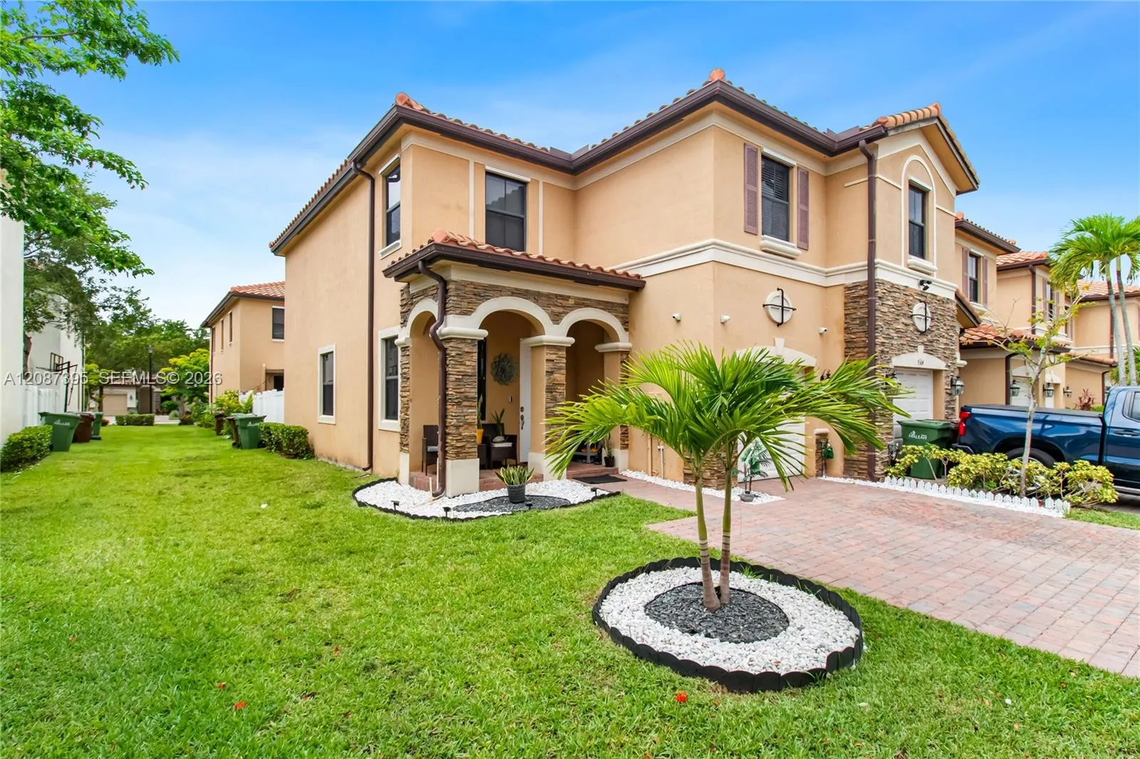 En Venta 9358 W 33rd Way, Hialeah, FL 33018, Hialeah, FL 33018