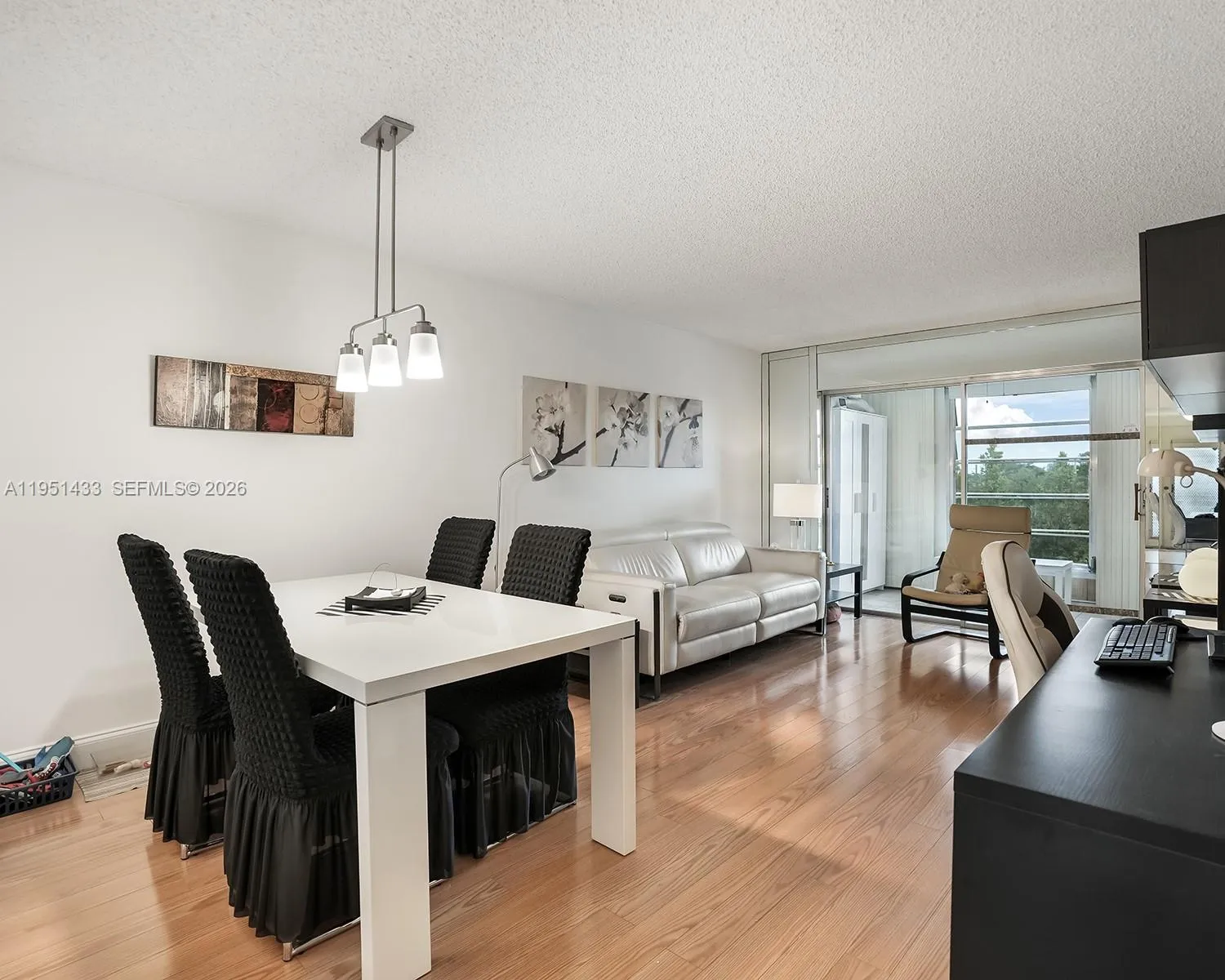 Vendido 9370 Sunrise Lakes Boulevard 308, Sunrise, FL 33322, Sunrise, FL 33322