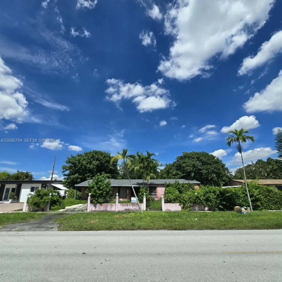 En Venta 9371 SW 32nd Street, Miami, FL 33165, Miami, FL 33165