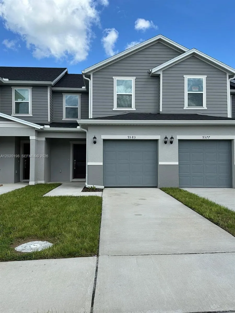 Foto de propiedad en 9383 Westside Hills Drive, FL 33896  con MLS# 