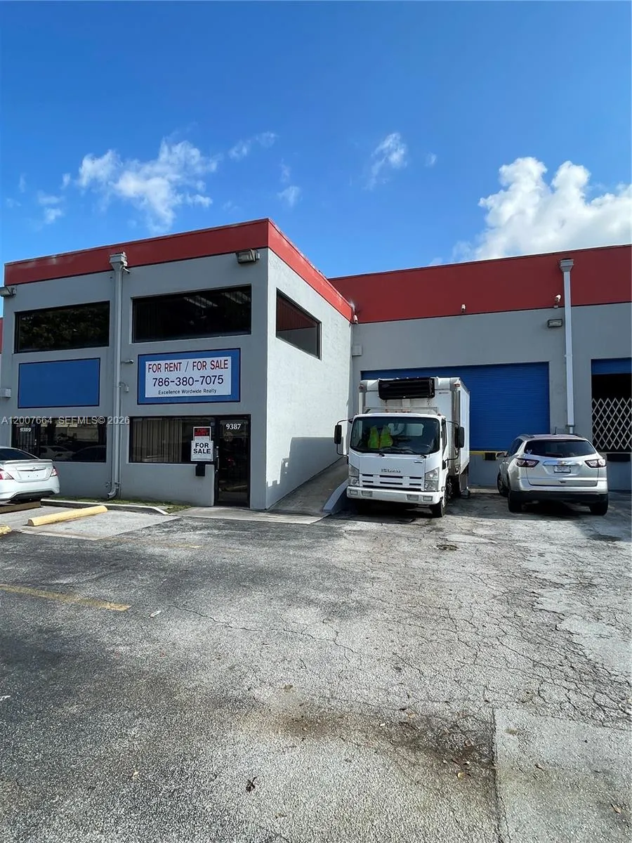 En Venta 9387 NW 13th Street 7, Doral, FL 33172, Doral, FL 33172