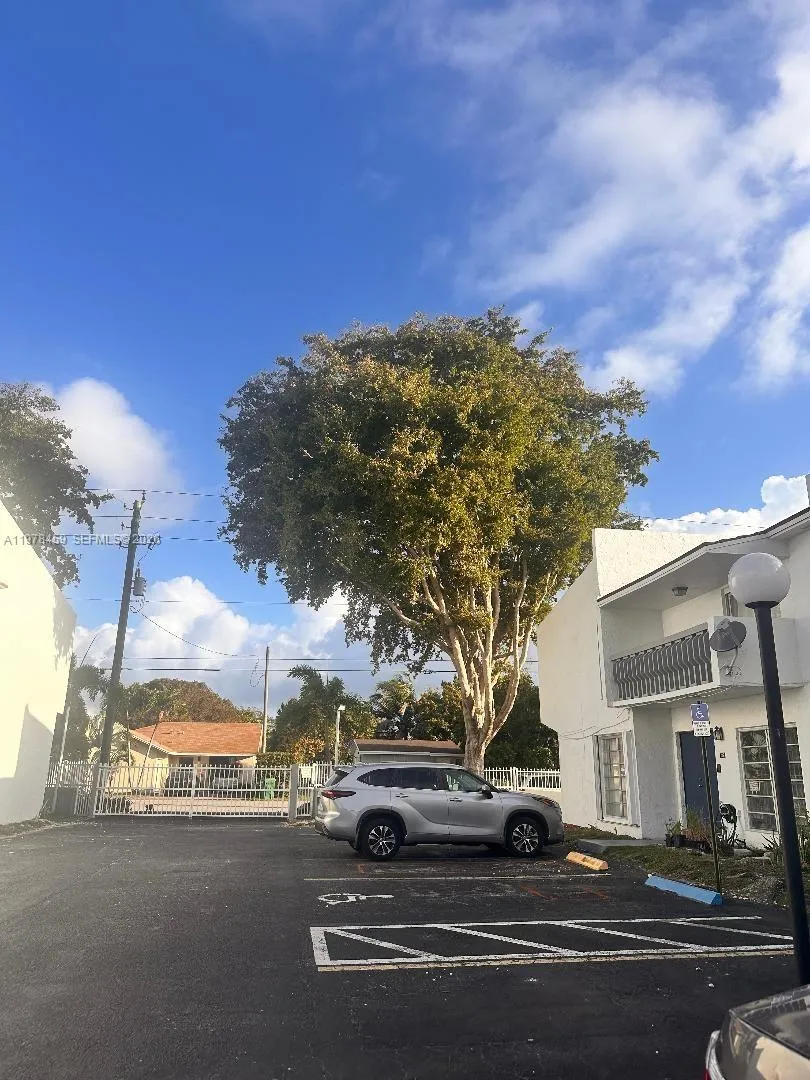 En Venta 9400 SW 170th Street 103, Palmetto Bay, FL 33157, Palmetto Bay, FL 33157