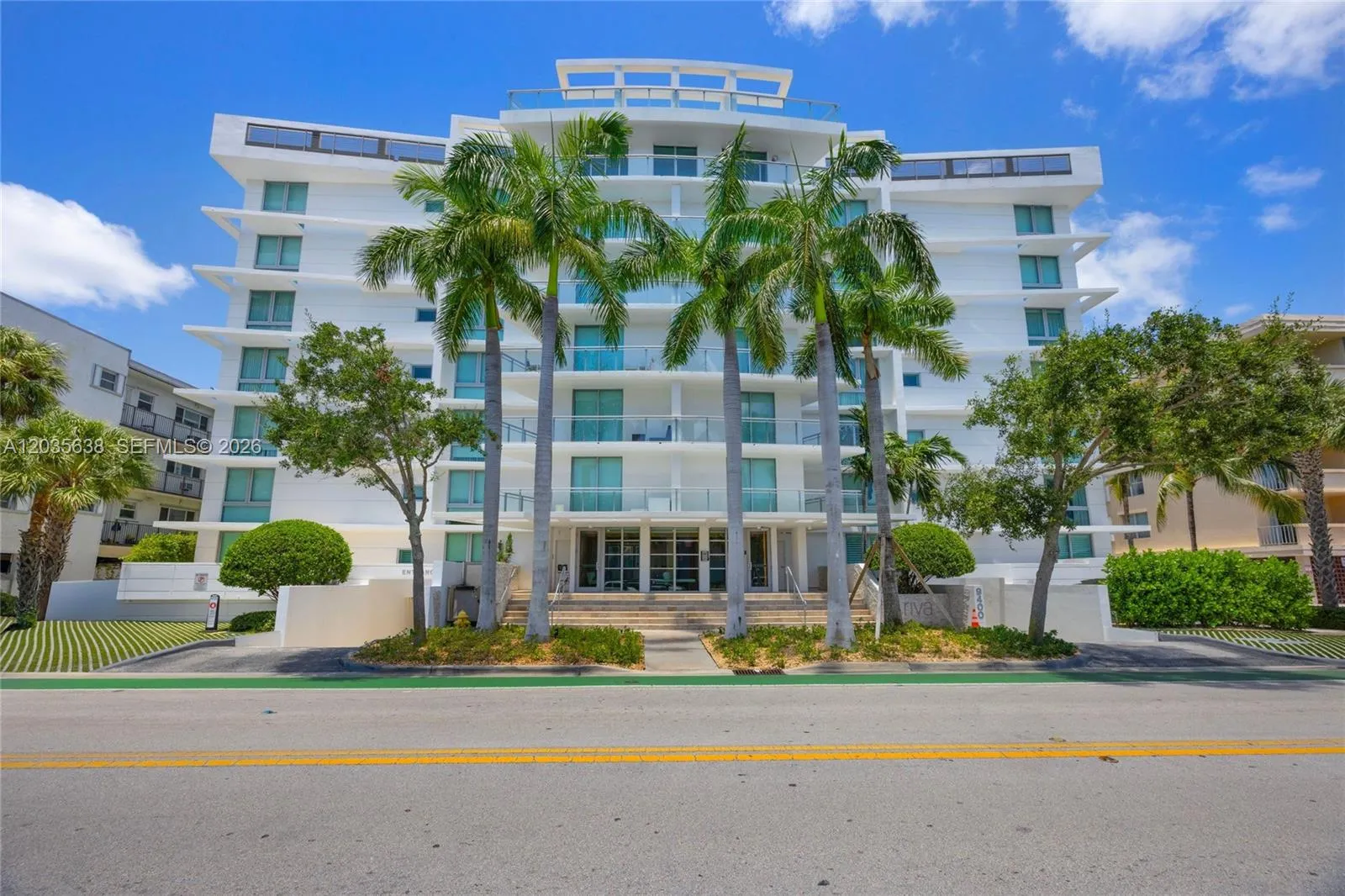 Foto de propiedad en 9400 W Bay Harbor Drive 101, Bay Harbor Islands, FL 33154 Bay Harbor Islands con MLS# 