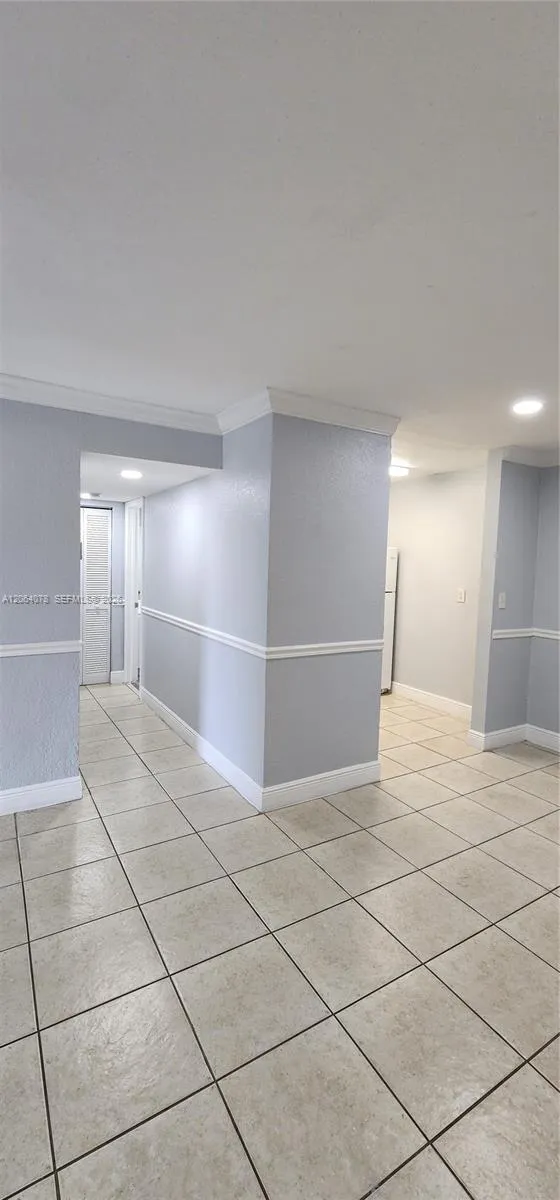 Foto de propiedad en 9405 SW 76th Street Y32, Miami, FL 33173 Miami con MLS# 