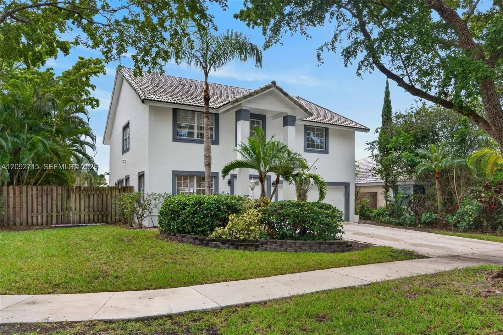 En Venta 9410 SW 212th Terrace, Cutler Bay, FL 33189, Cutler Bay, FL 33189
