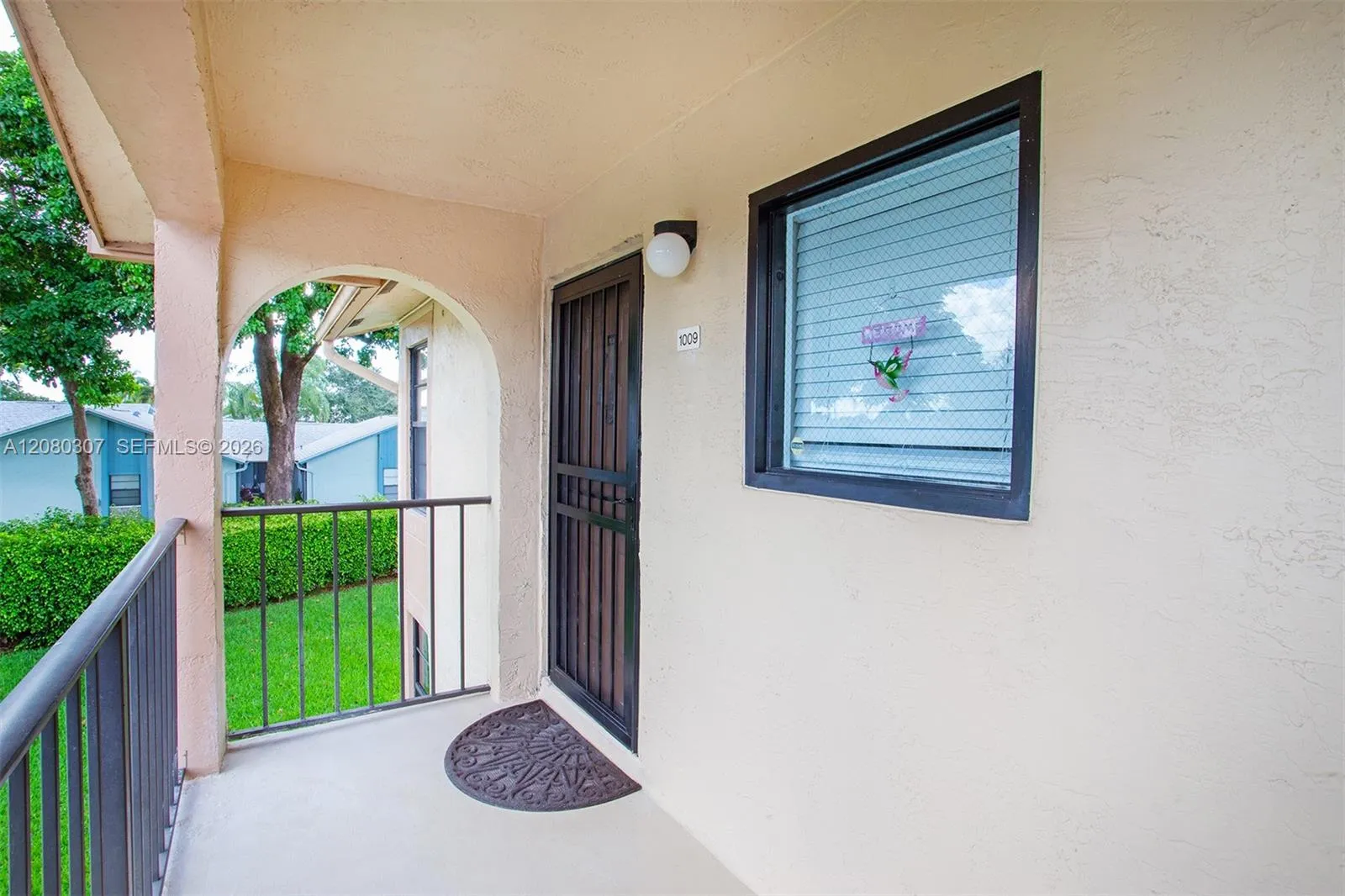 Foto de propiedad en 9431 Boca Cove Circle 1009, Boca Raton, FL 33428 Boca Raton con MLS# 