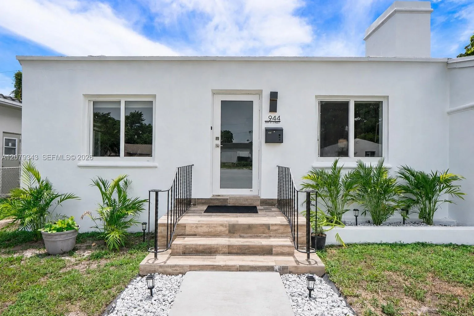 Foto de propiedad en 944 NW 47th Street, Miami, FL 33127 Miami con MLS# 