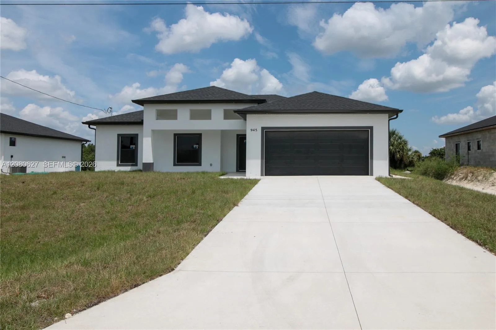 En Venta 945 Commodore Street, Lehigh Acres, FL 33974, Lehigh Acres, FL 33974