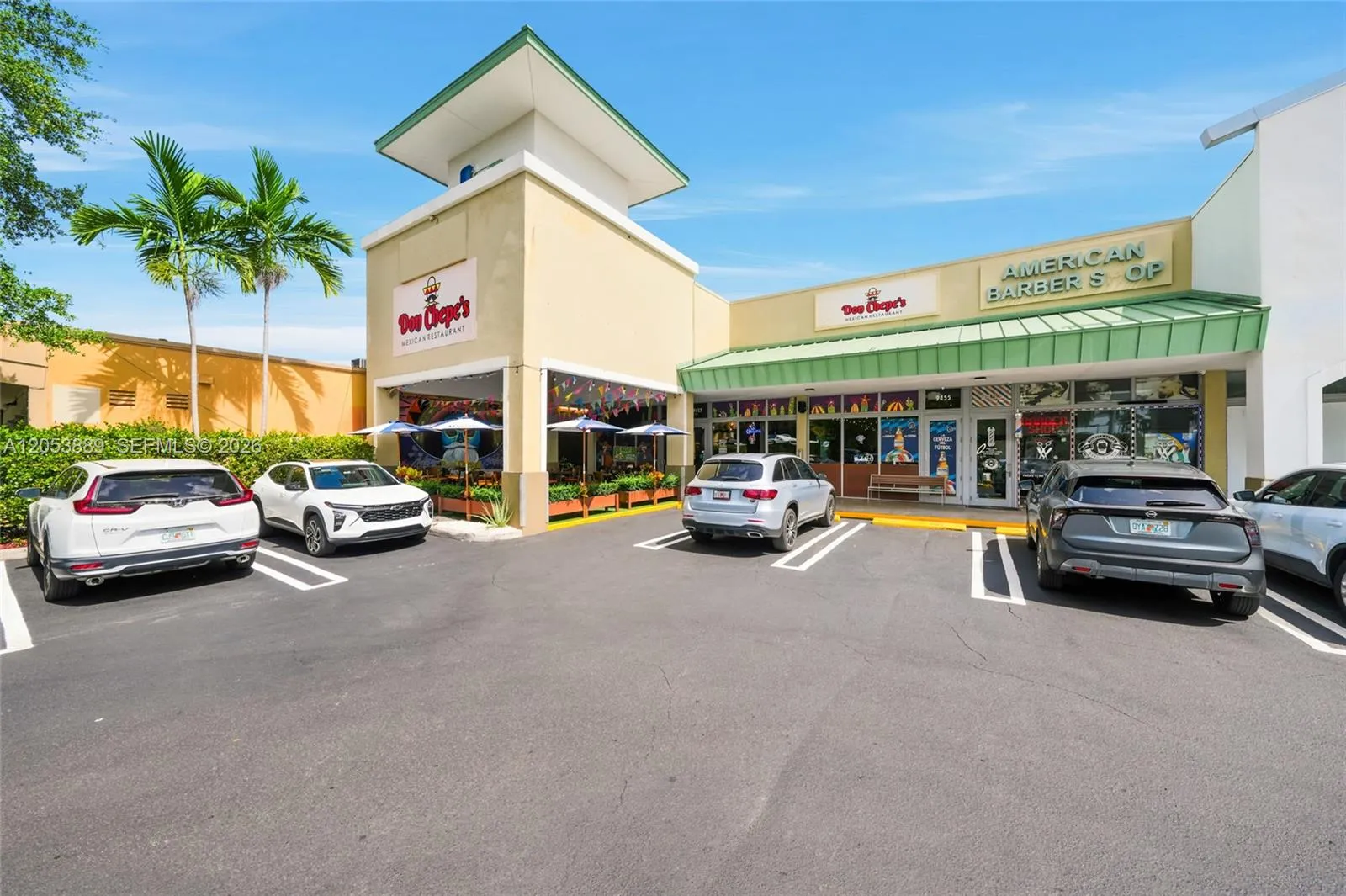 Foto de propiedad en 9457 SW 56th Street, Miami, FL 33165 Miami con MLS# 