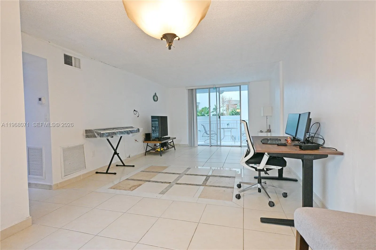 Foto de propiedad en 947 Lenox Avenue 203, Miami Beach, FL 33139 Miami Beach con MLS#