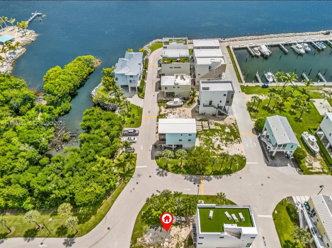 Foto de propiedad en 94825 Overseas Highway, Key Largo, FL 33037 Key Largo con MLS# 