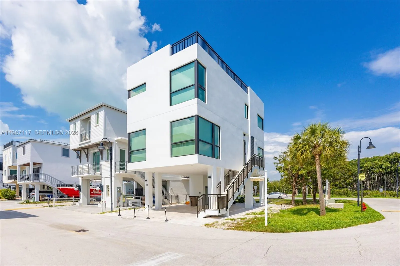 Foto de propiedad en 94825 Overseas Hwy 209, Key Largo, FL 33037 Key Largo con MLS# 