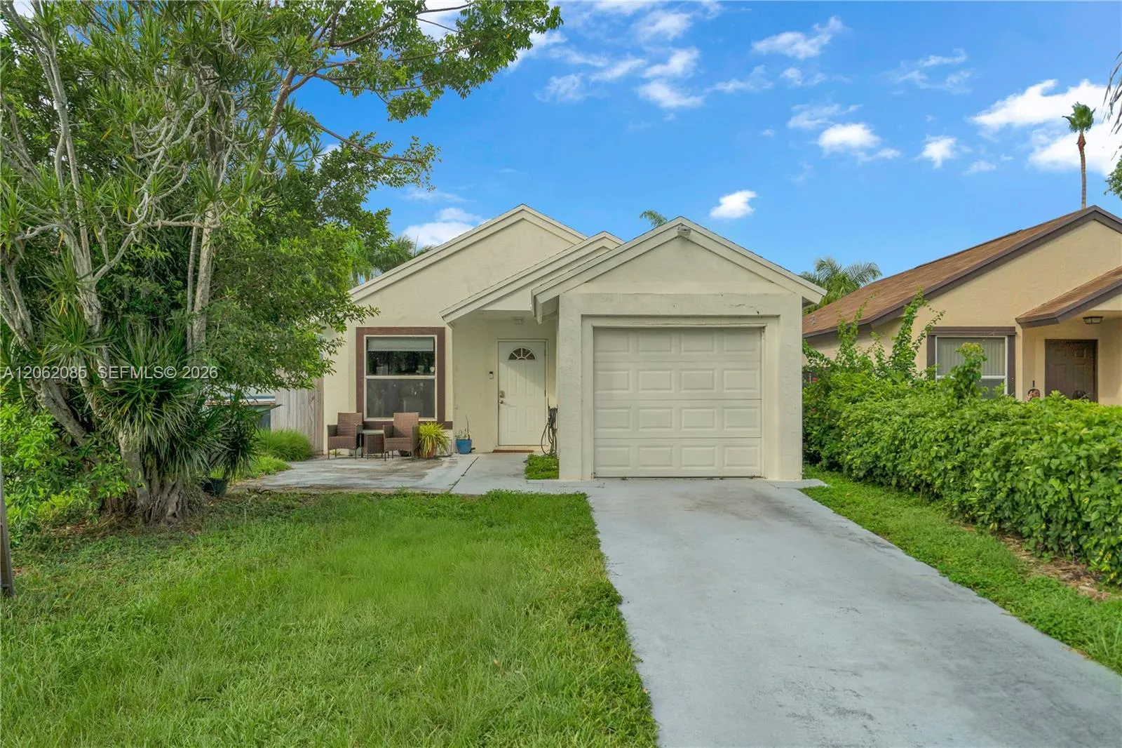 Foto de propiedad en 949 SW 7th Place, Florida City, FL 33034 Florida City con MLS# 