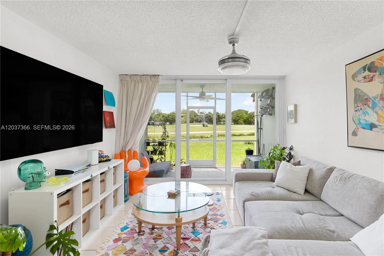 Foto de propiedad en 9495 Evergreen Place 103, Davie, FL 33324 Davie con MLS# 