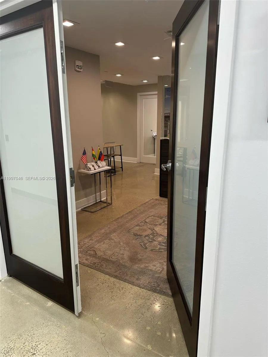 Foto de propiedad en 95 Merrick Way 710, Coral Gables, FL 33134 Coral Gables con MLS# 