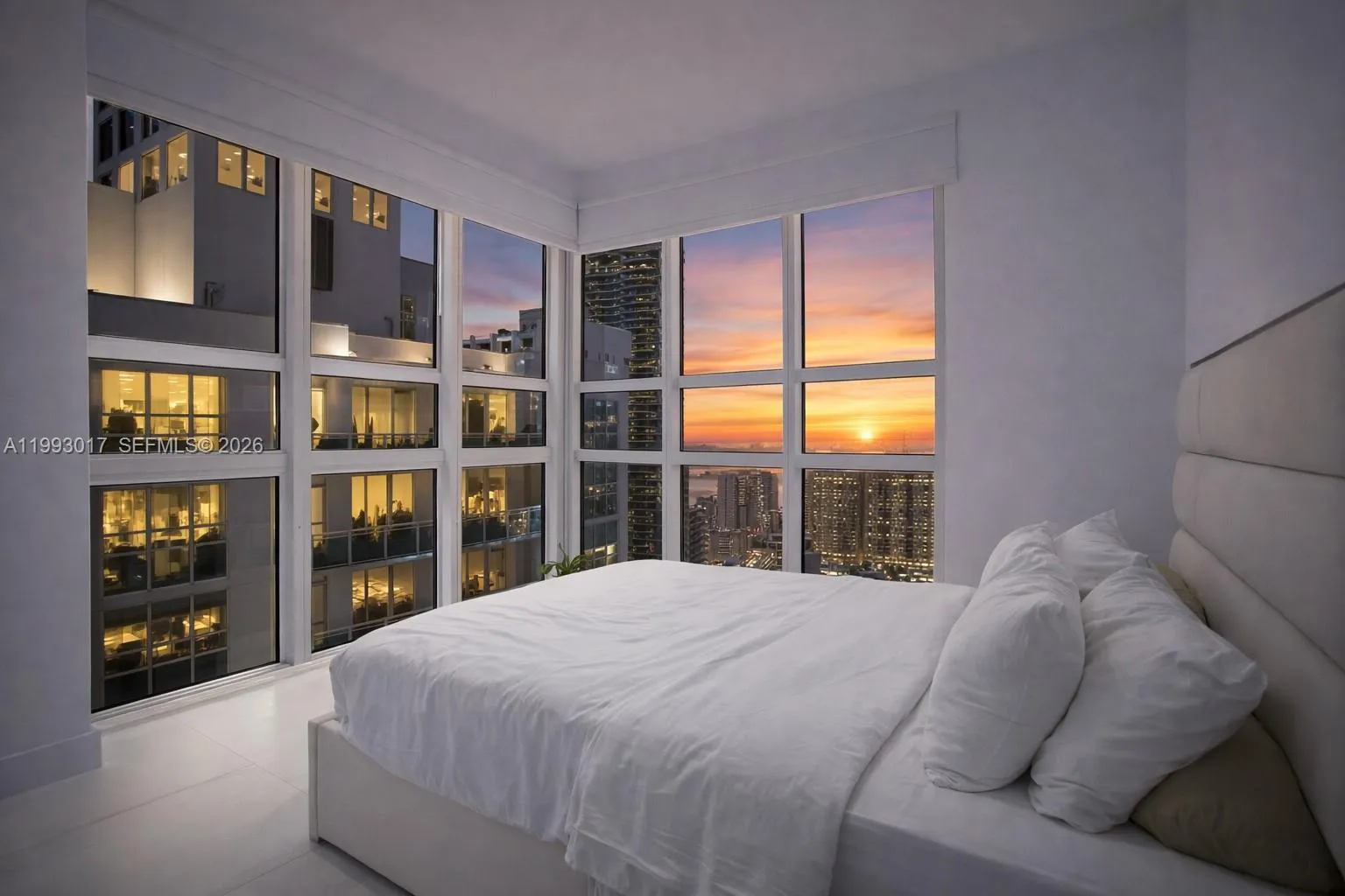 Foto de propiedad en 950 Brickell Bay Drive 4101, Miami, FL 33131 Miami con MLS#