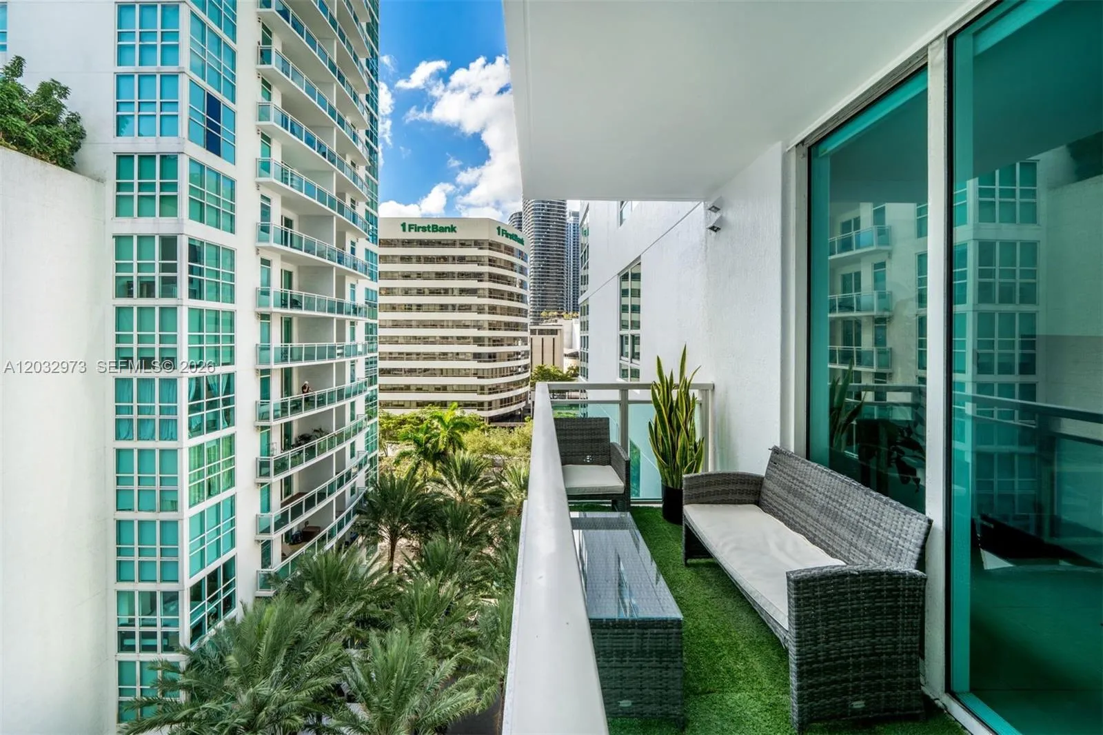 Foto de propiedad en 950 Brickell Bay Drive 803, Miami, FL 33131 Miami con MLS#