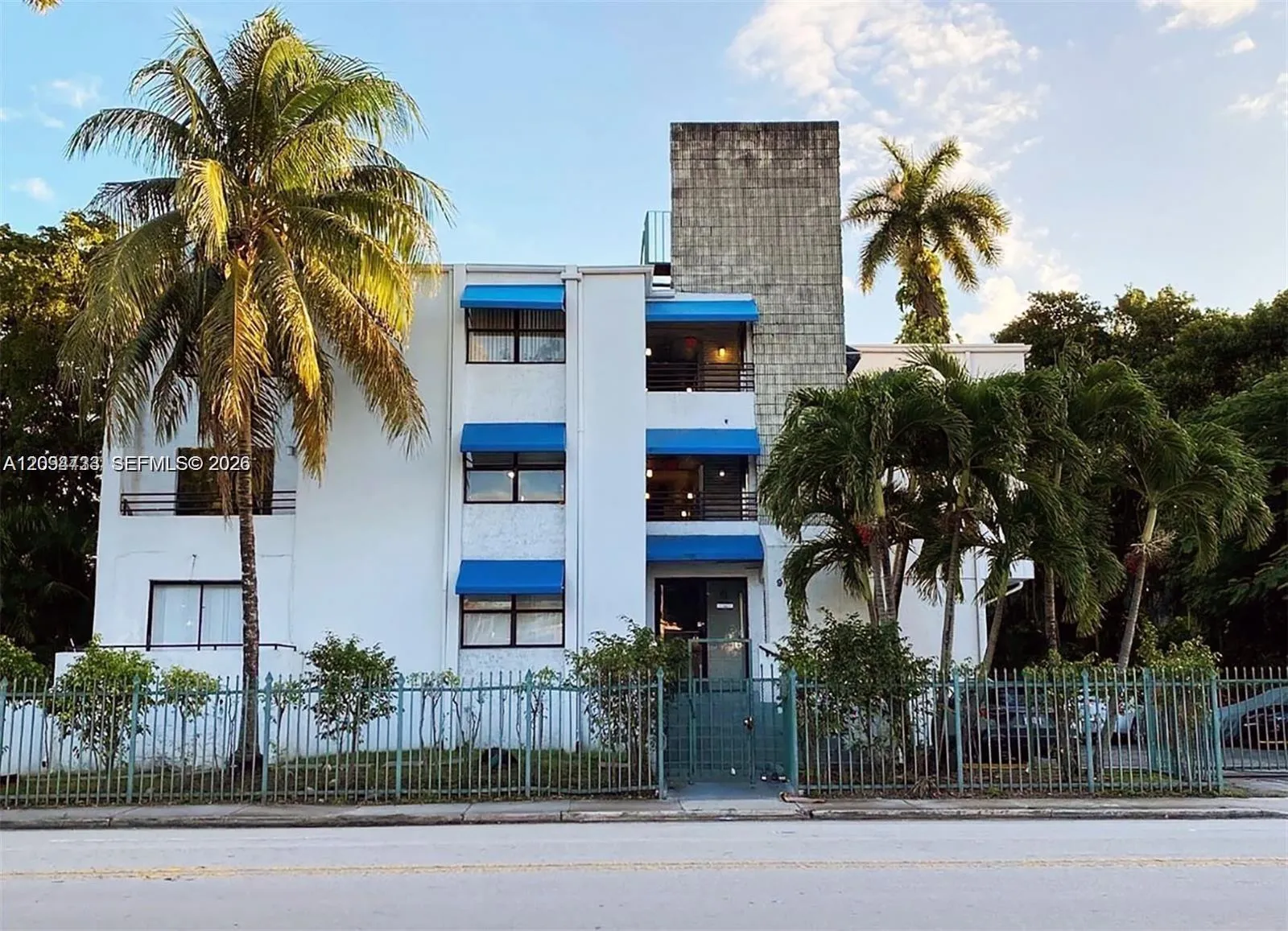 En Renta 950 NW 11th Street 1C, Miami, FL 33136, Miami, FL 33136