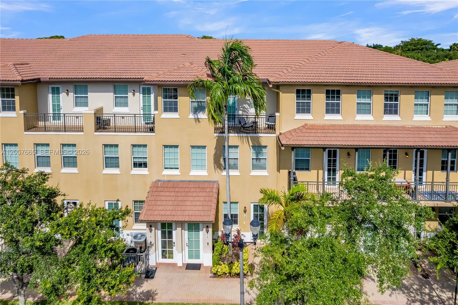 Foto de propiedad en 950 SW 147th Avenue 2611, Pembroke Pines, FL 33027 Pembroke Pines con MLS# 