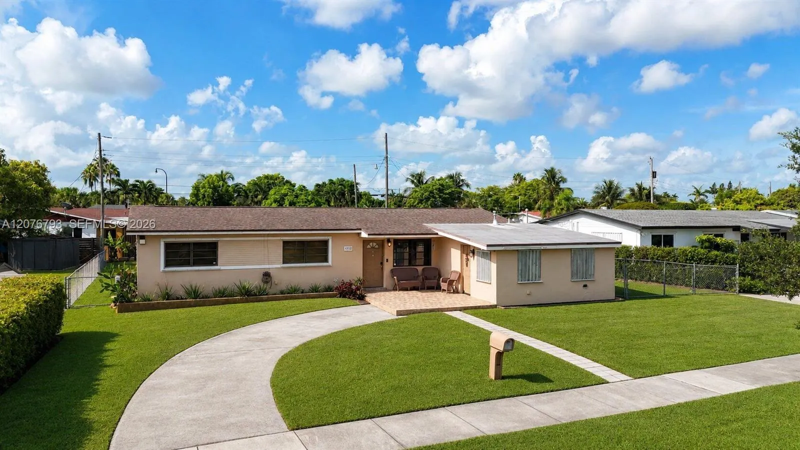 En Venta 9500 Cutler Ridge Drive, Cutler Bay, FL 33157, Cutler Bay, FL 33157