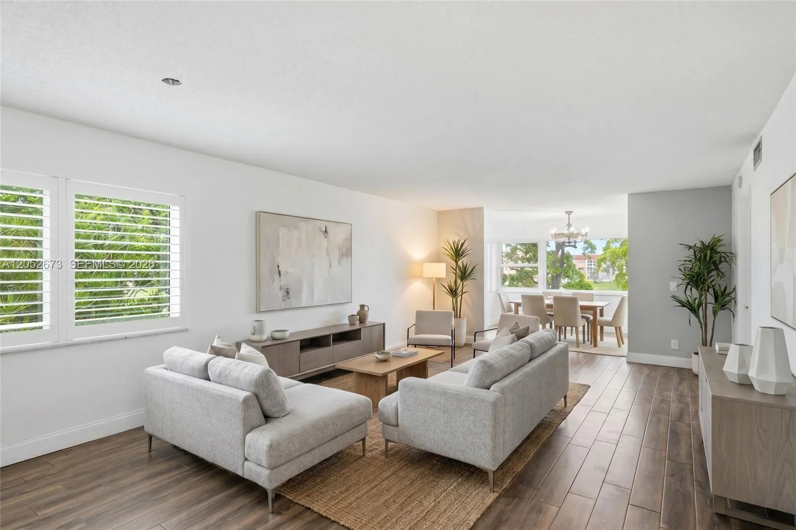 Foto de propiedad en 9501 Sunrise Lakes Boulevard 201, Sunrise, FL 33322 Sunrise con MLS# 