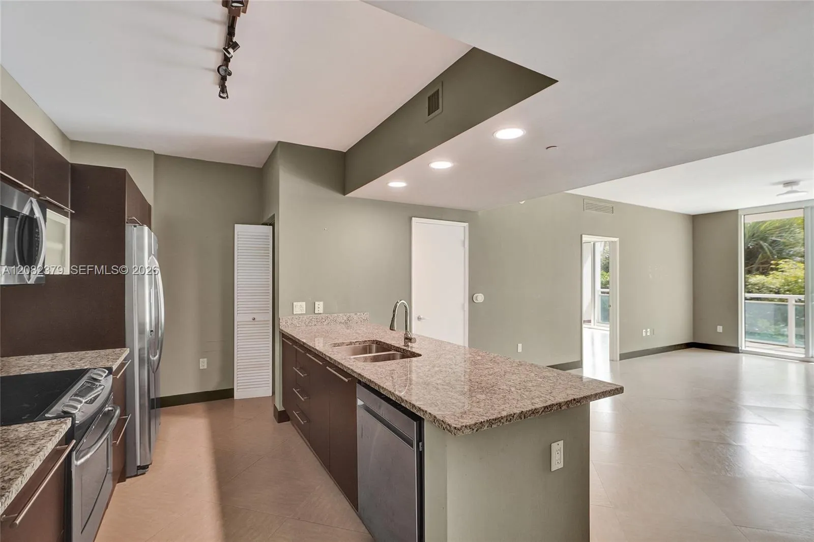 En Venta 951 Brickell Avenue 1106, Miami, FL 33131, Miami, FL 33131