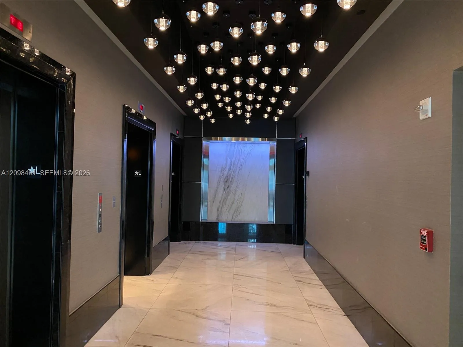 En Renta 951 Brickell Avenue 805, Miami, FL 33131, Miami, FL 33131