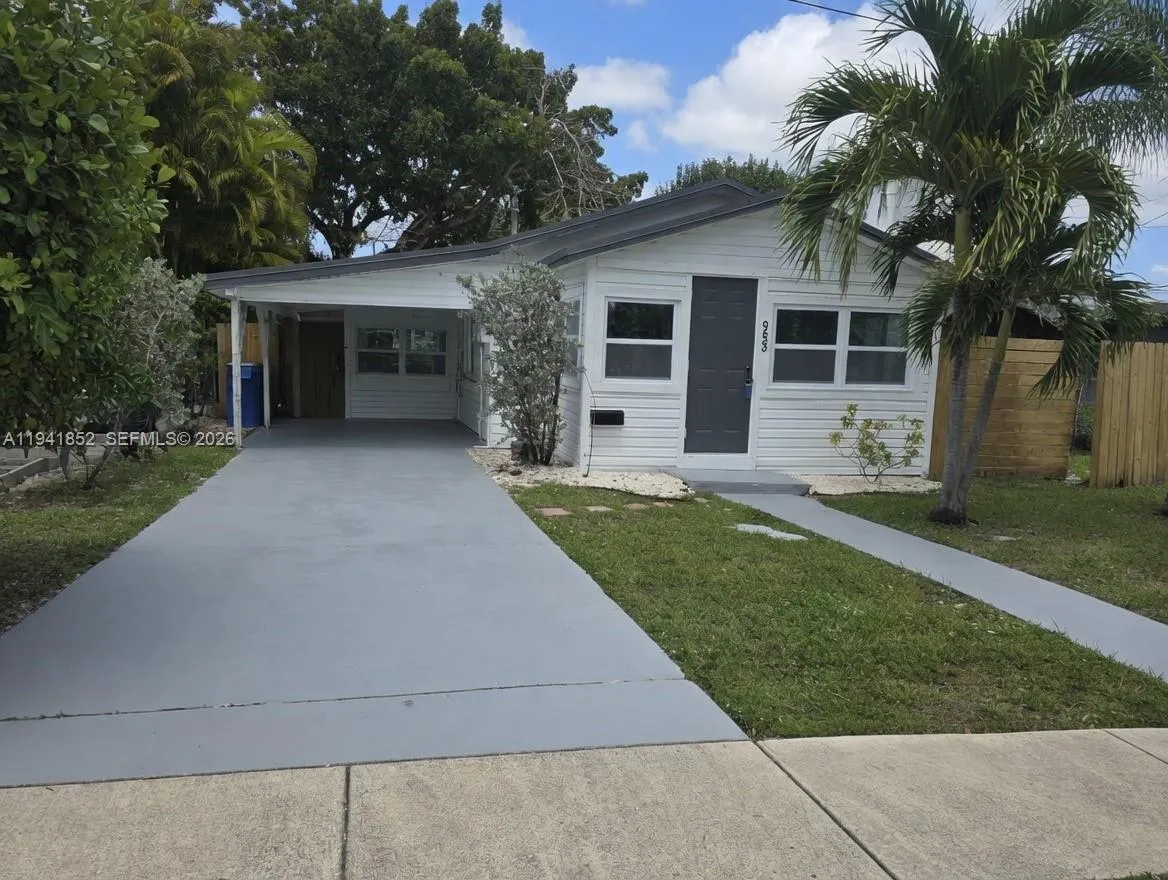 Foto de propiedad en 953 NE 37th Street, Oakland Park, FL 33334 Oakland Park con MLS# 