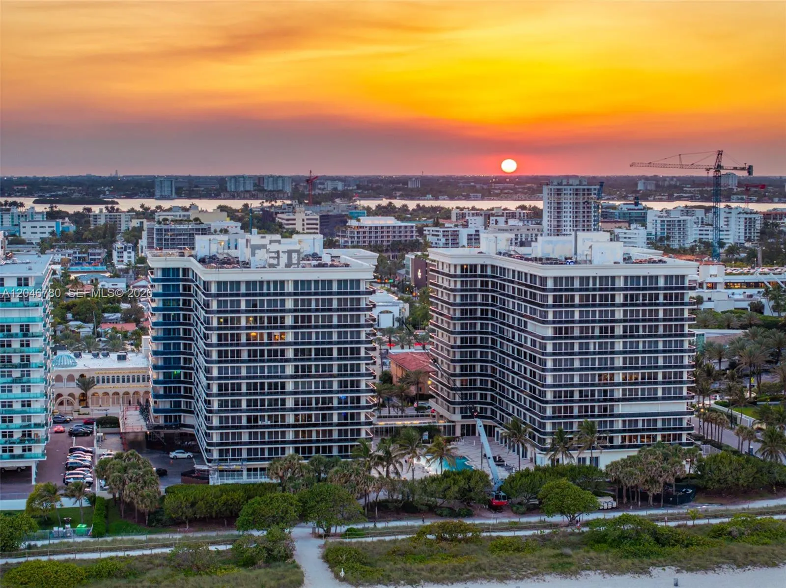 Foto de propiedad en 9595 Collins Avenue N10F, Surfside, FL 33154 Surfside con MLS# 