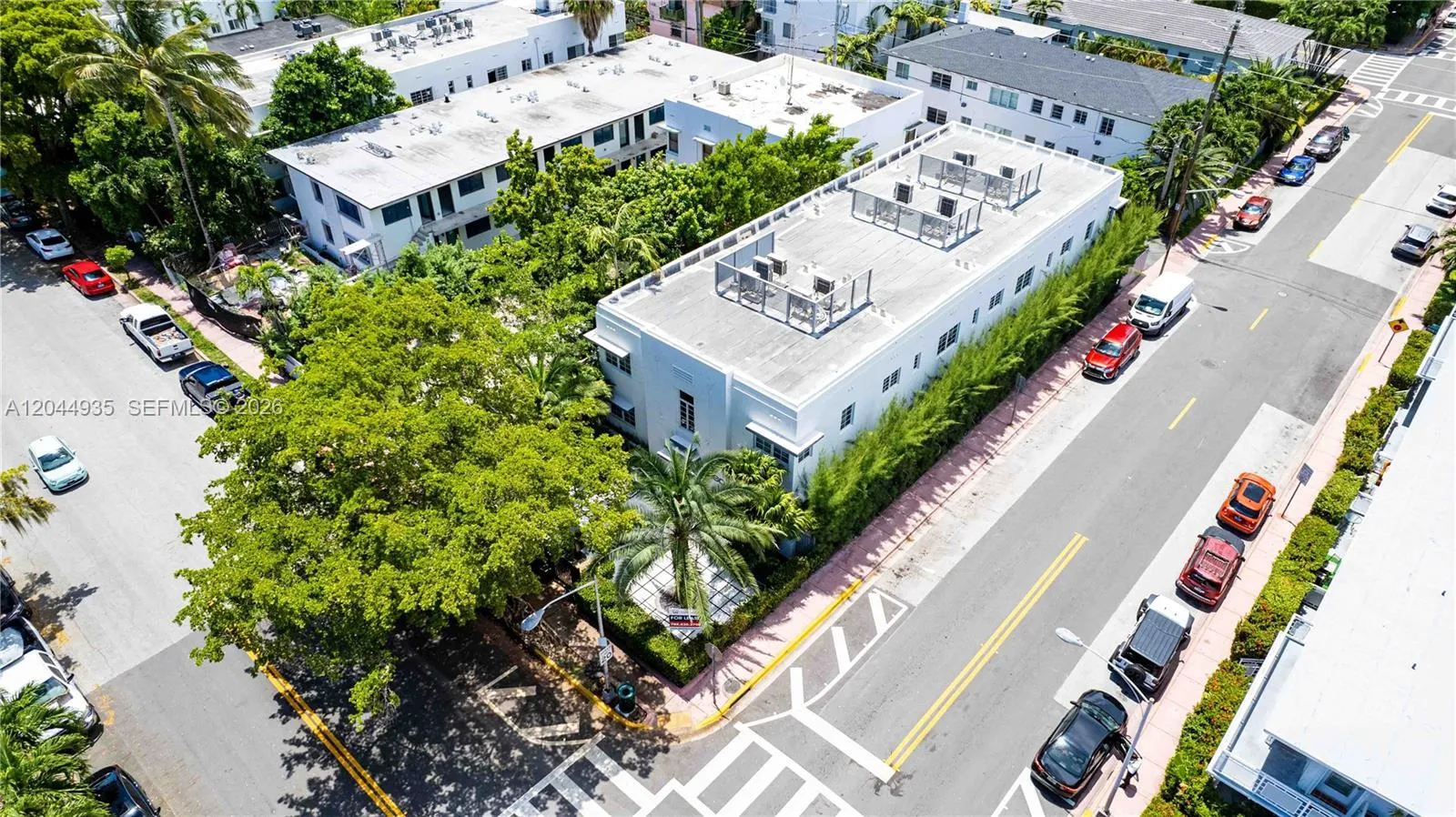 Foto de propiedad en 960 Jefferson Avenue, Miami Beach, FL 33139 Miami Beach con MLS# 