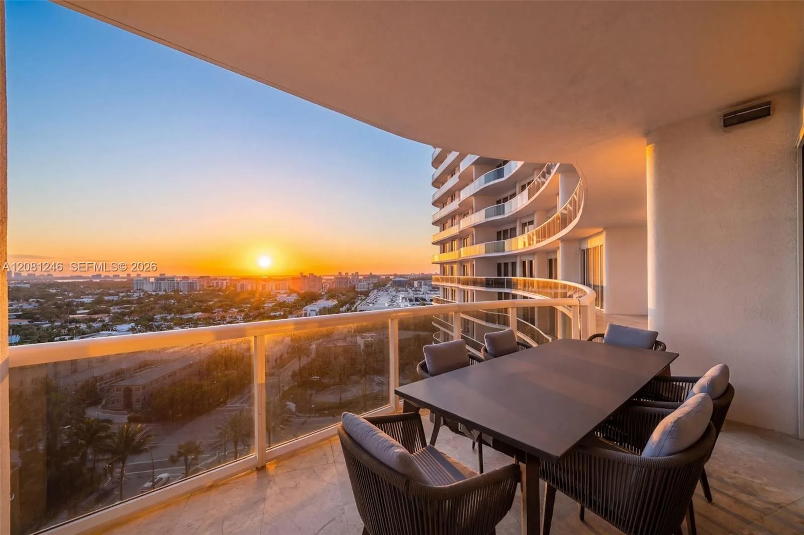 Foto de propiedad en 9601 Collins Avenue 1208, Bal Harbour, FL 33154 Bal Harbour con MLS# 
