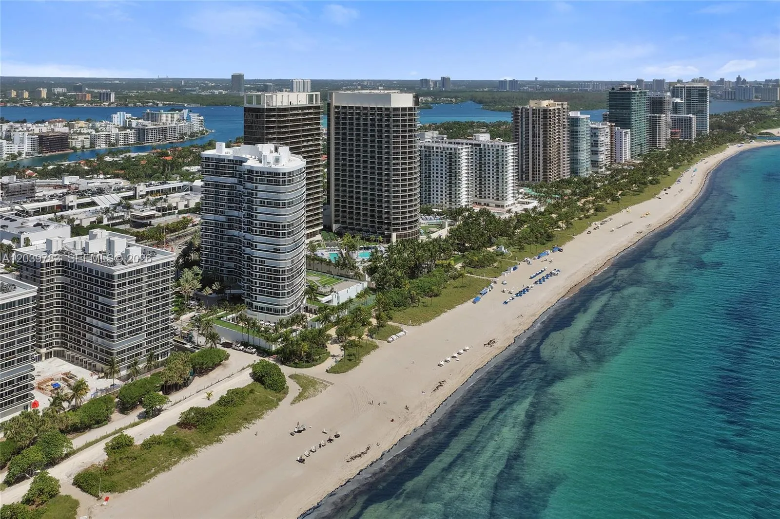 Foto de propiedad en 9601 Collins Avenue 402, Bal Harbour, FL 33154 Bal Harbour con MLS# 