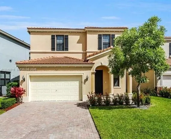 Foto de propiedad en 965 NE 193rd Terrace, Miami, FL 33179 Miami con MLS# 