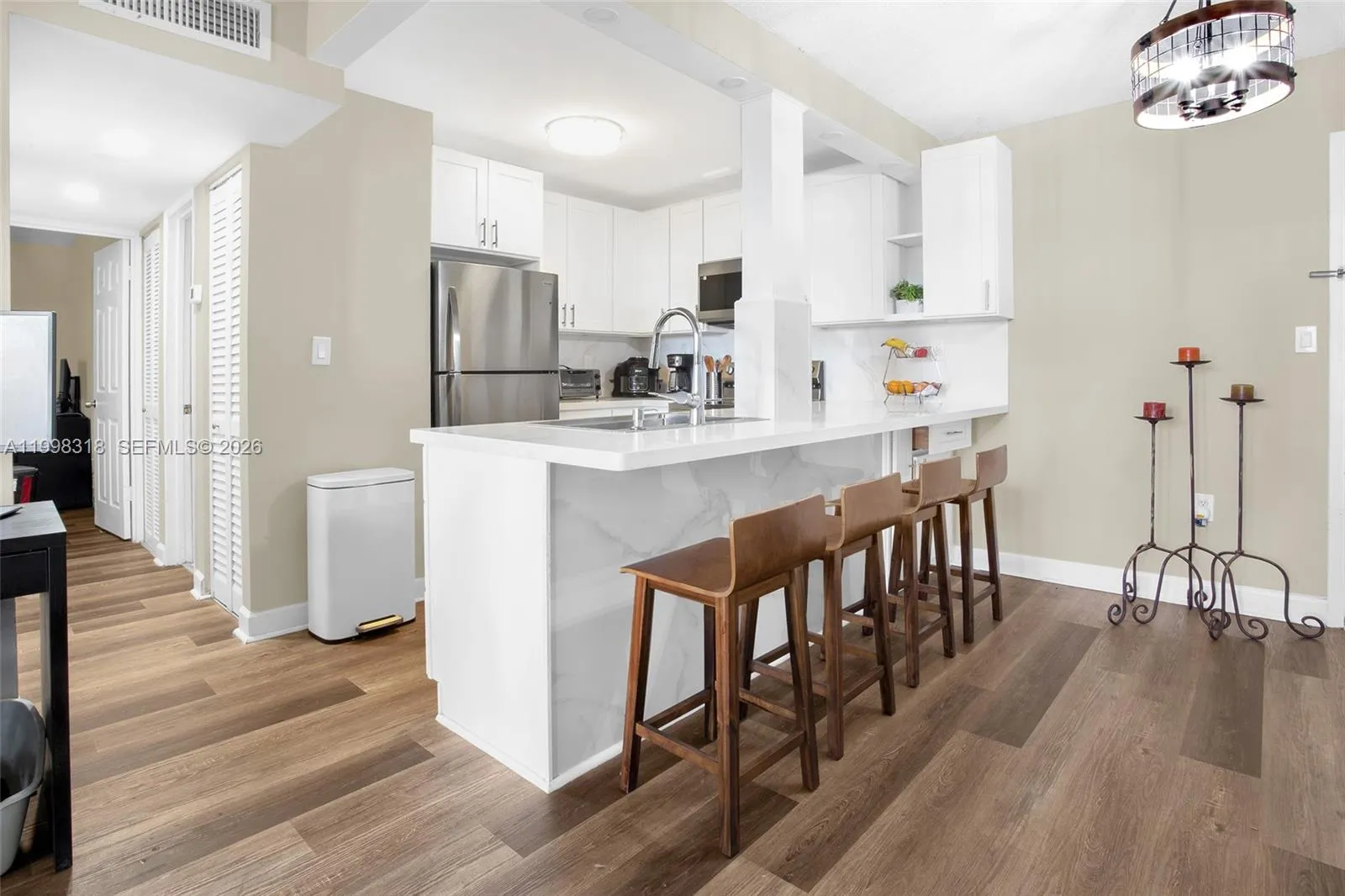 Foto de propiedad en 9682 Fontainebleau Boulevard 503, Miami, FL 33172 Miami con MLS# 