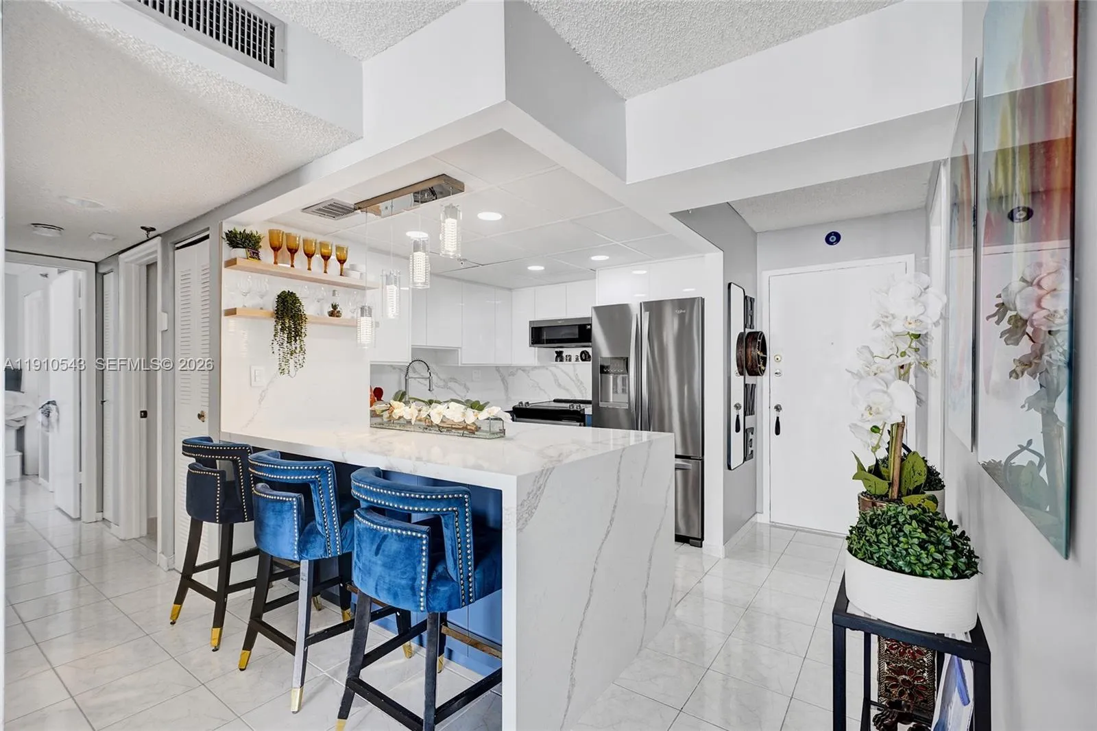 Foto de propiedad en 9686 Fontainebleau Boulevard 507, Miami, FL 33172 Miami con MLS# 
