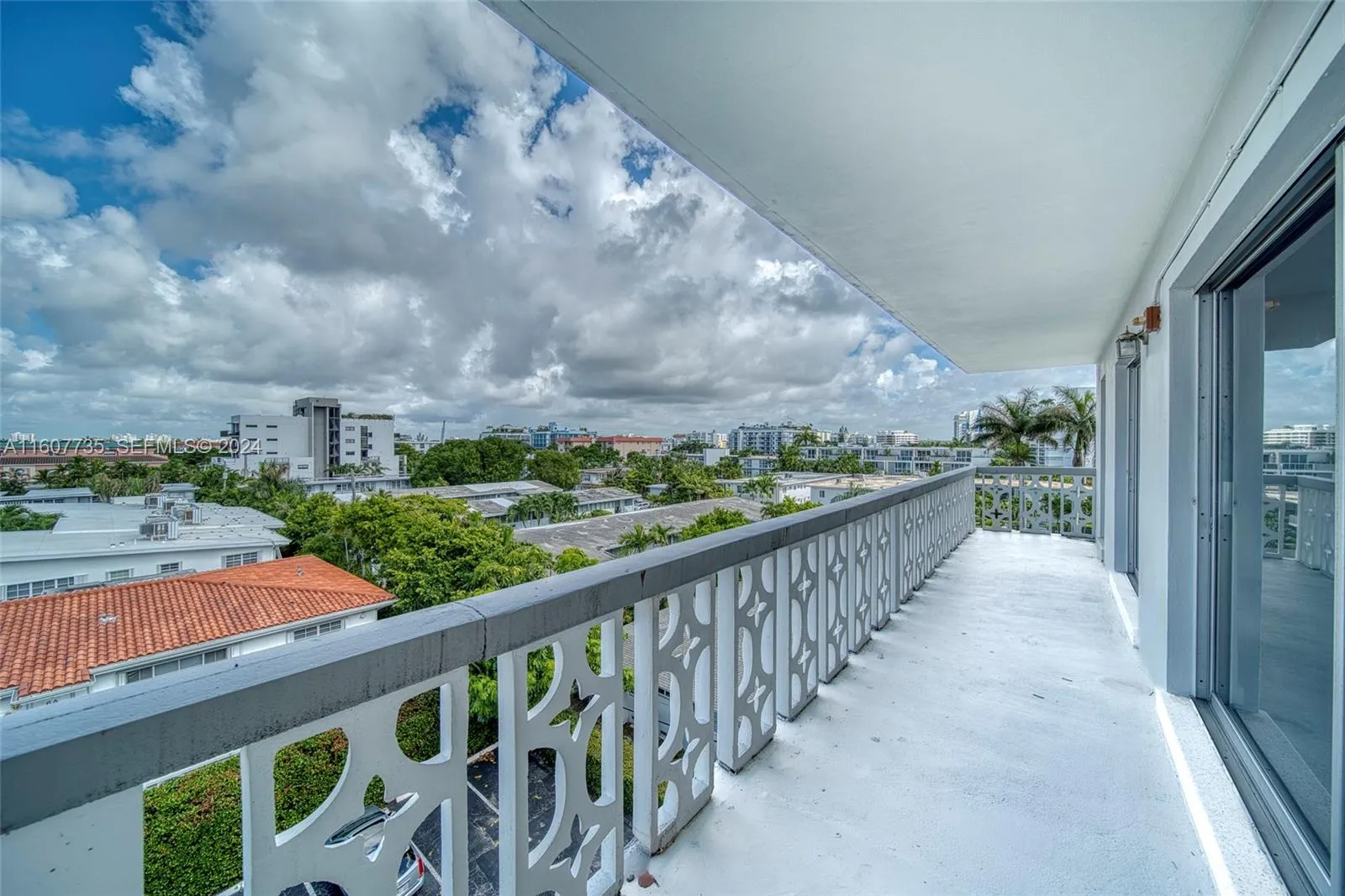 Foto de propiedad en 9700 E Bay Harbor Drive 508, Bay Harbor Islands, FL 33154 Bay Harbor Islands con MLS# 