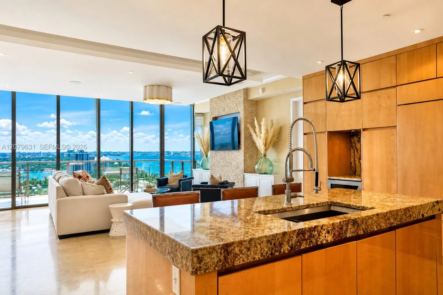 Foto de propiedad en 9701 Collins Avenue 1605S, Bal Harbour, FL 33154 Bal Harbour con MLS# 