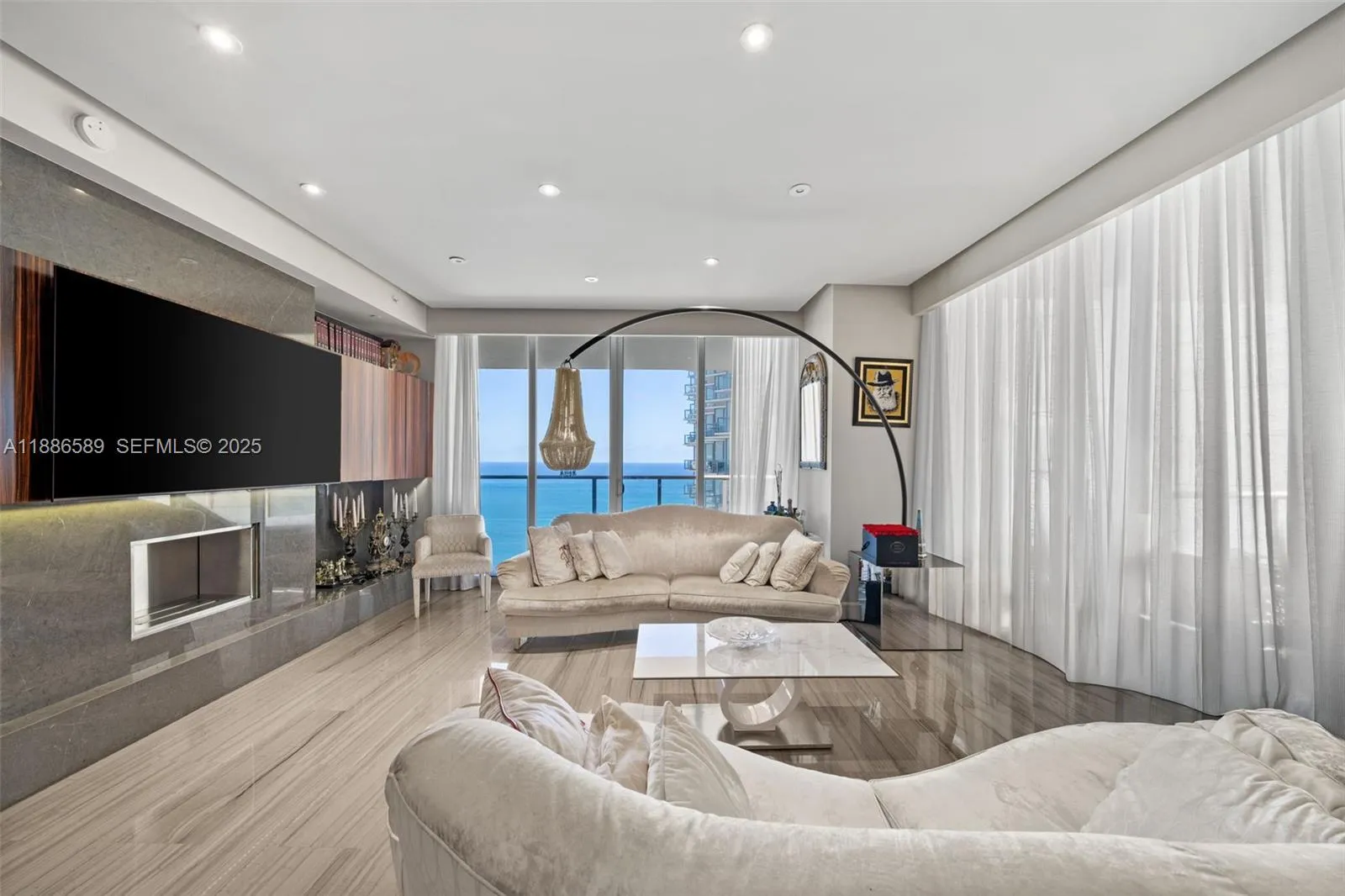 Foto de propiedad en 9705 Collins Avenue 2304N, Bal Harbour, FL 33154 Bal Harbour con MLS# 